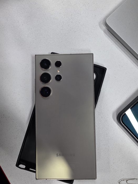 Продам samsung 24 ultra