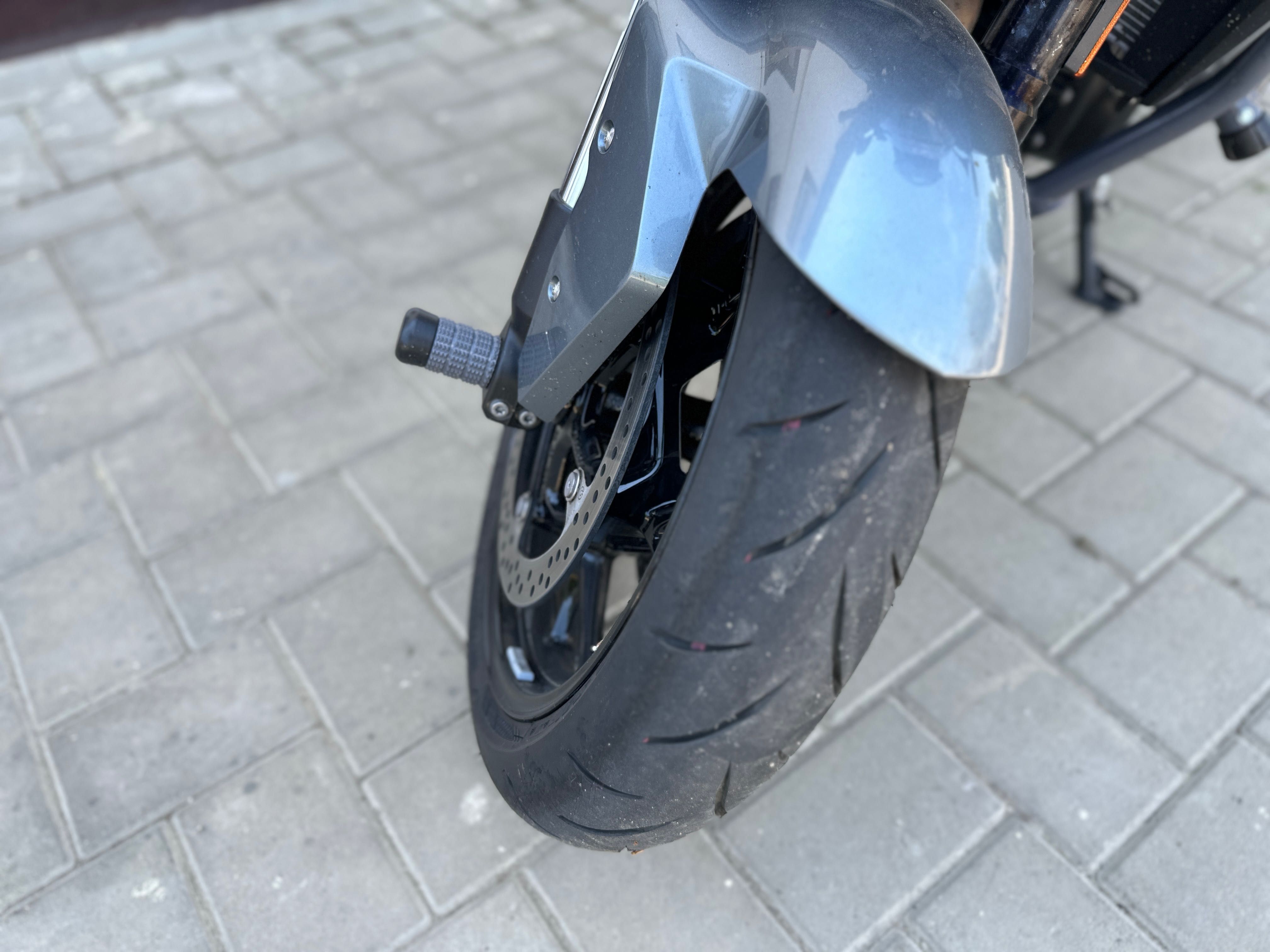Motocicleta BMW F900R