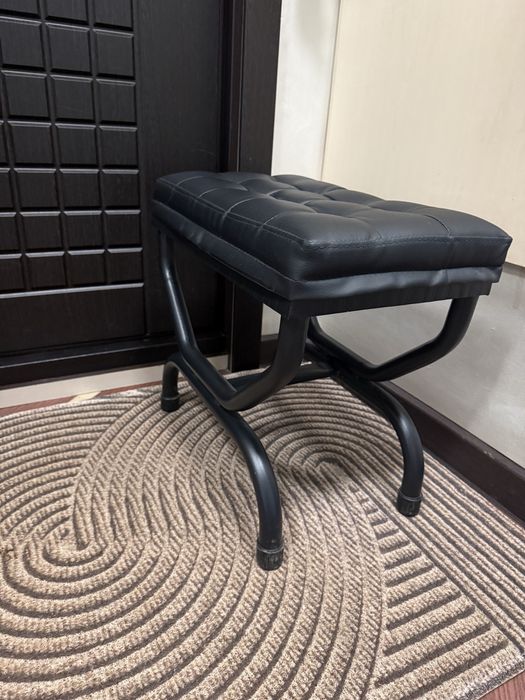 Банкетка в прихожую