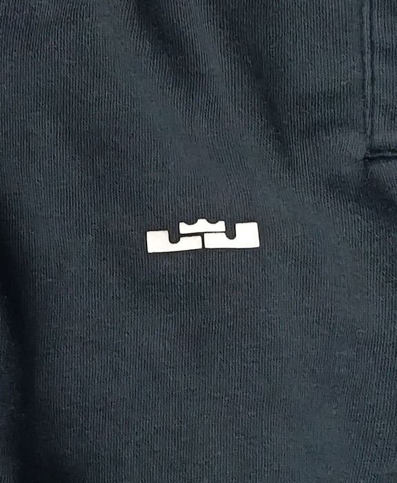 Nike LeBron James Tracksuit екип (горнище и долнище) ръст 137-147см