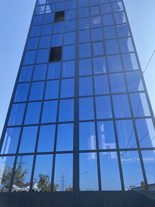 Сдам в аренду Автосалон 30 сот земли.