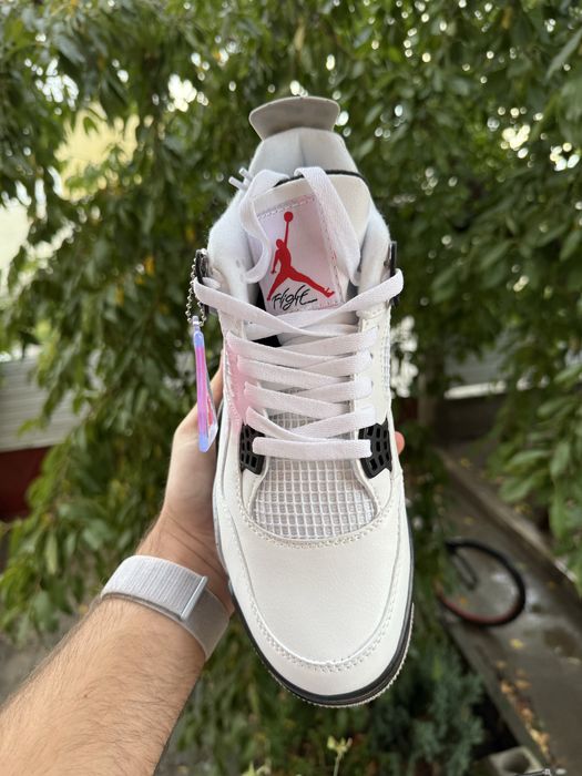 Jordan 4 White Cement 37, 38, 39, 40, 41, 42, 43, citeste descrierea