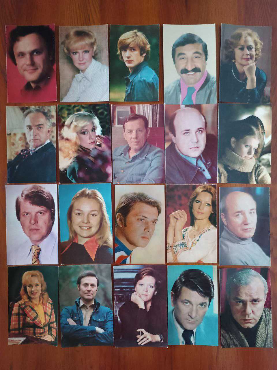 Коллекция открыток популярных актёров советского кино