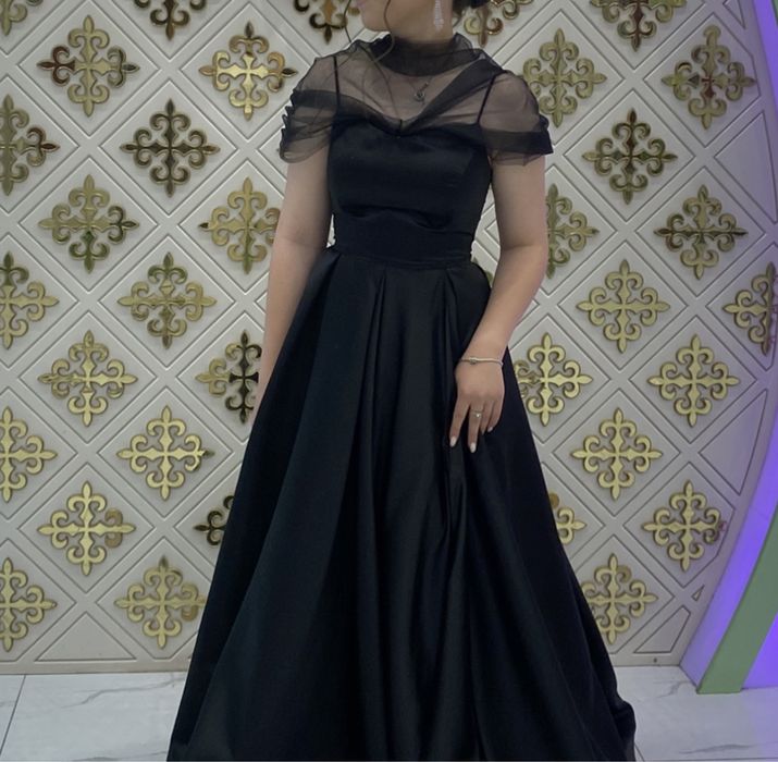 выпускные, вечерние платья