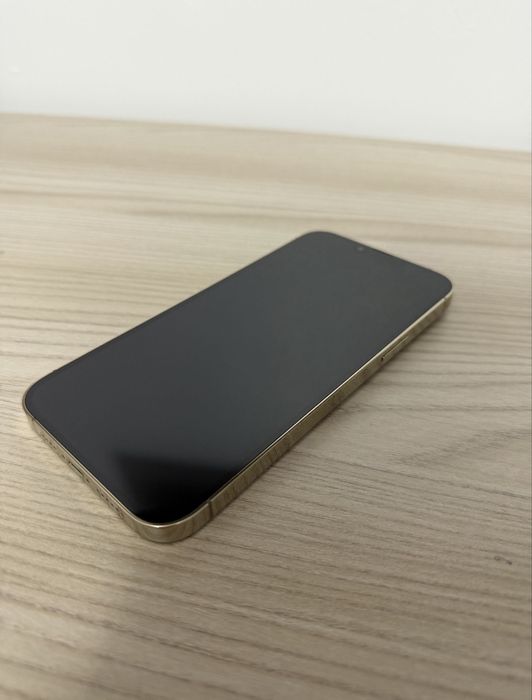 Vand iphone 13 pro max in stare impecabil