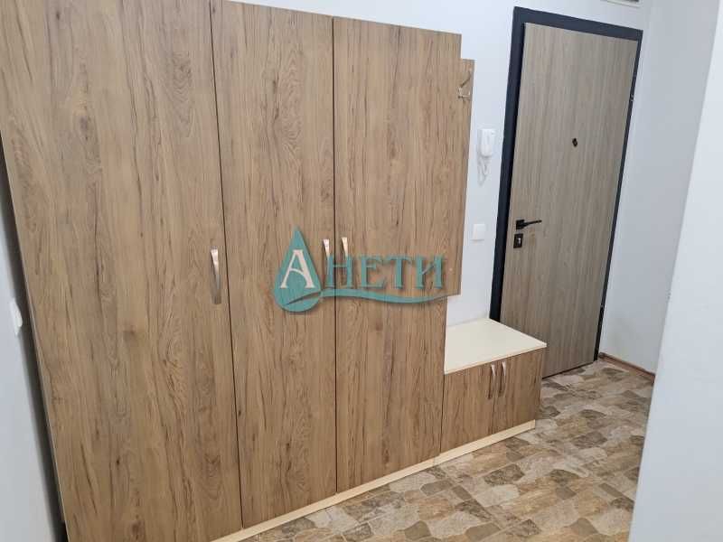 Тристаен апартамент до метро и бул.Ц.Лазаров, нова сграда, паркомясто