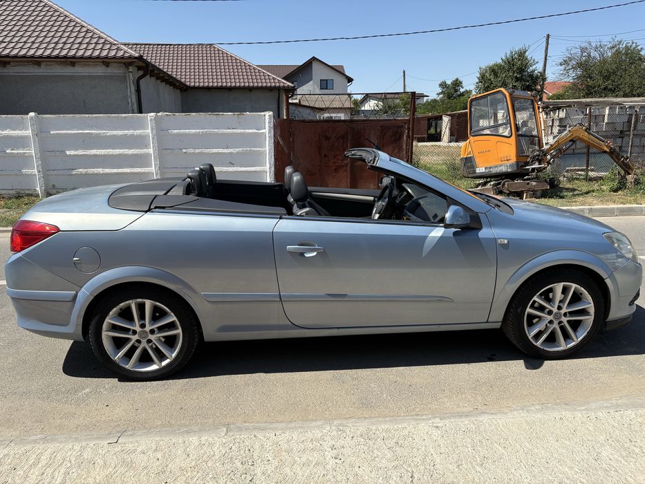 Opel astra H Twin top