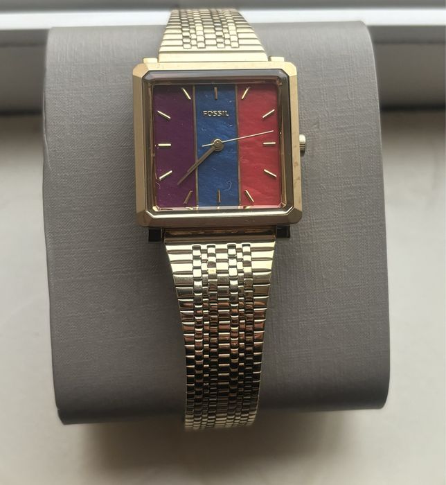 Ceas Fossil model superb, sidefat, ecran in 3 culori