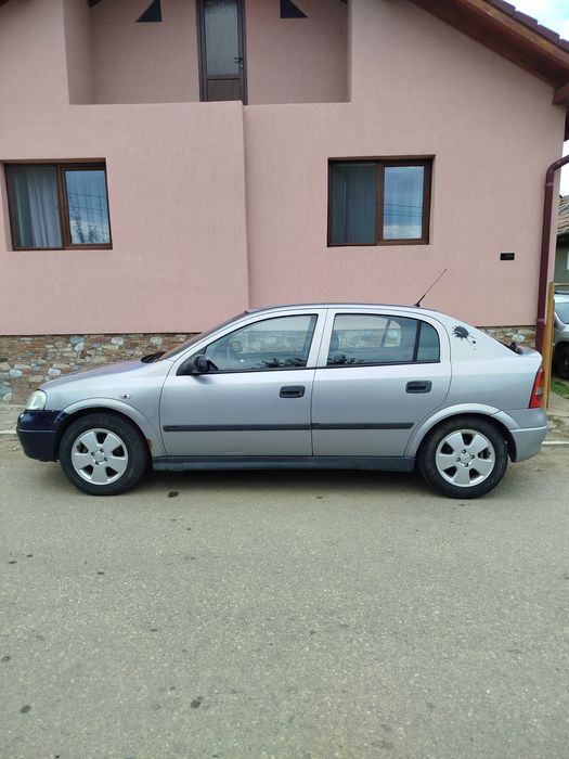 Vând Opel Astra in stare de funcționare foarte buna