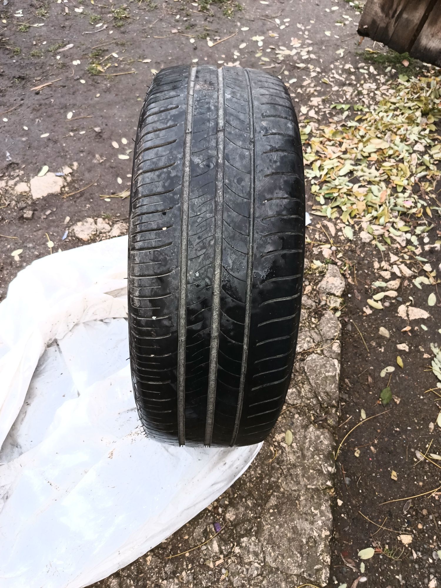 Salut vând jante pentru Honda