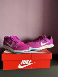 Nike air Zoom Structure 19