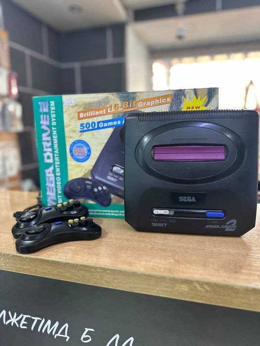 Новая игровая приставка Sega Mega Drive 2