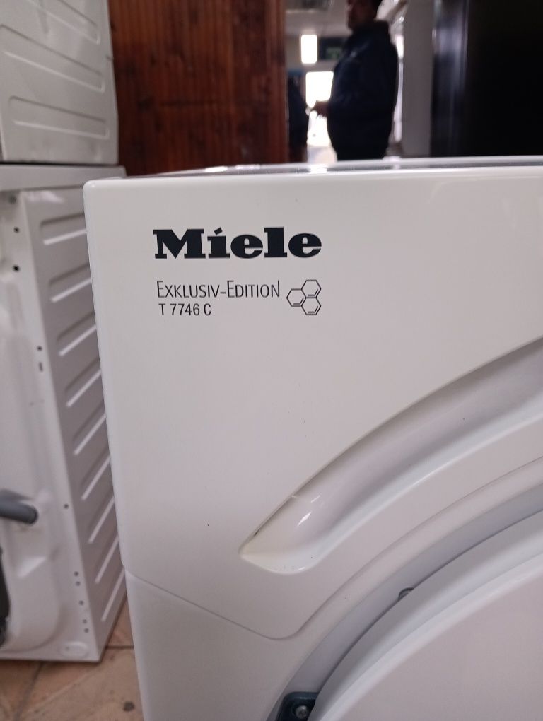 Кондензна сушилня  Миеле Miele T7746С  7кг  2 години гаранция!