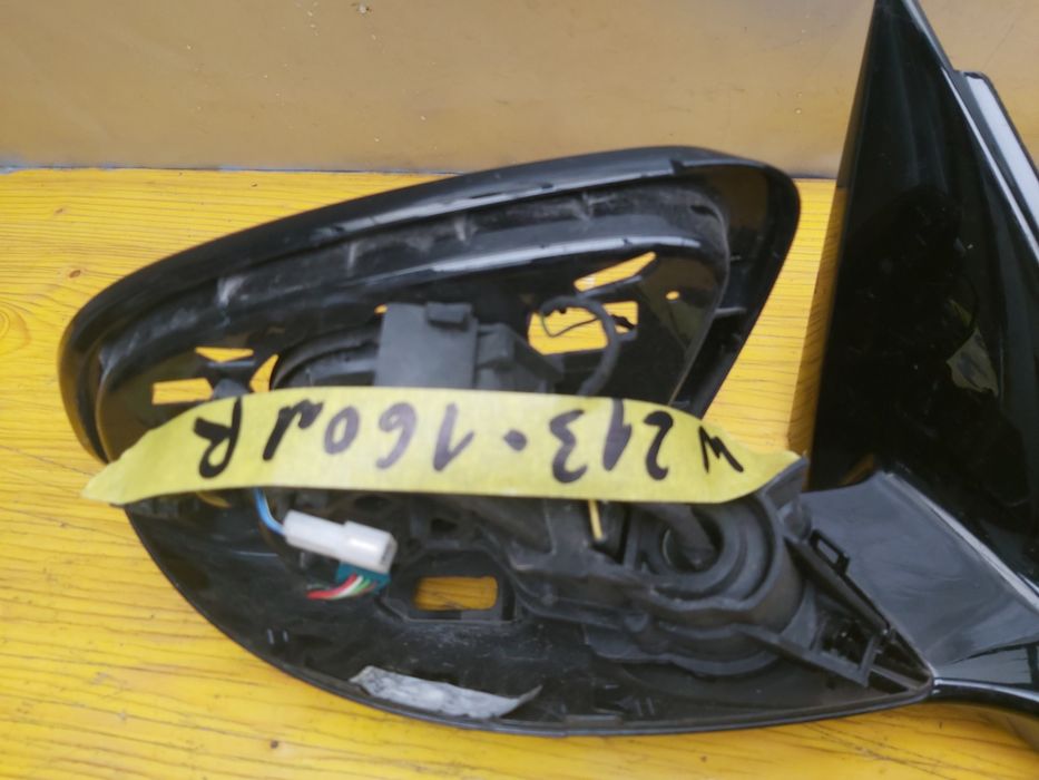 Огледало мерцедес W213  Mercedes W213