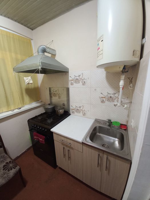 Арендага 1 хона 1 этаж Селхоз Институт олдида жойлашган.Агентство