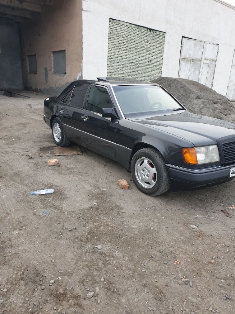 Mercedes Benz w124