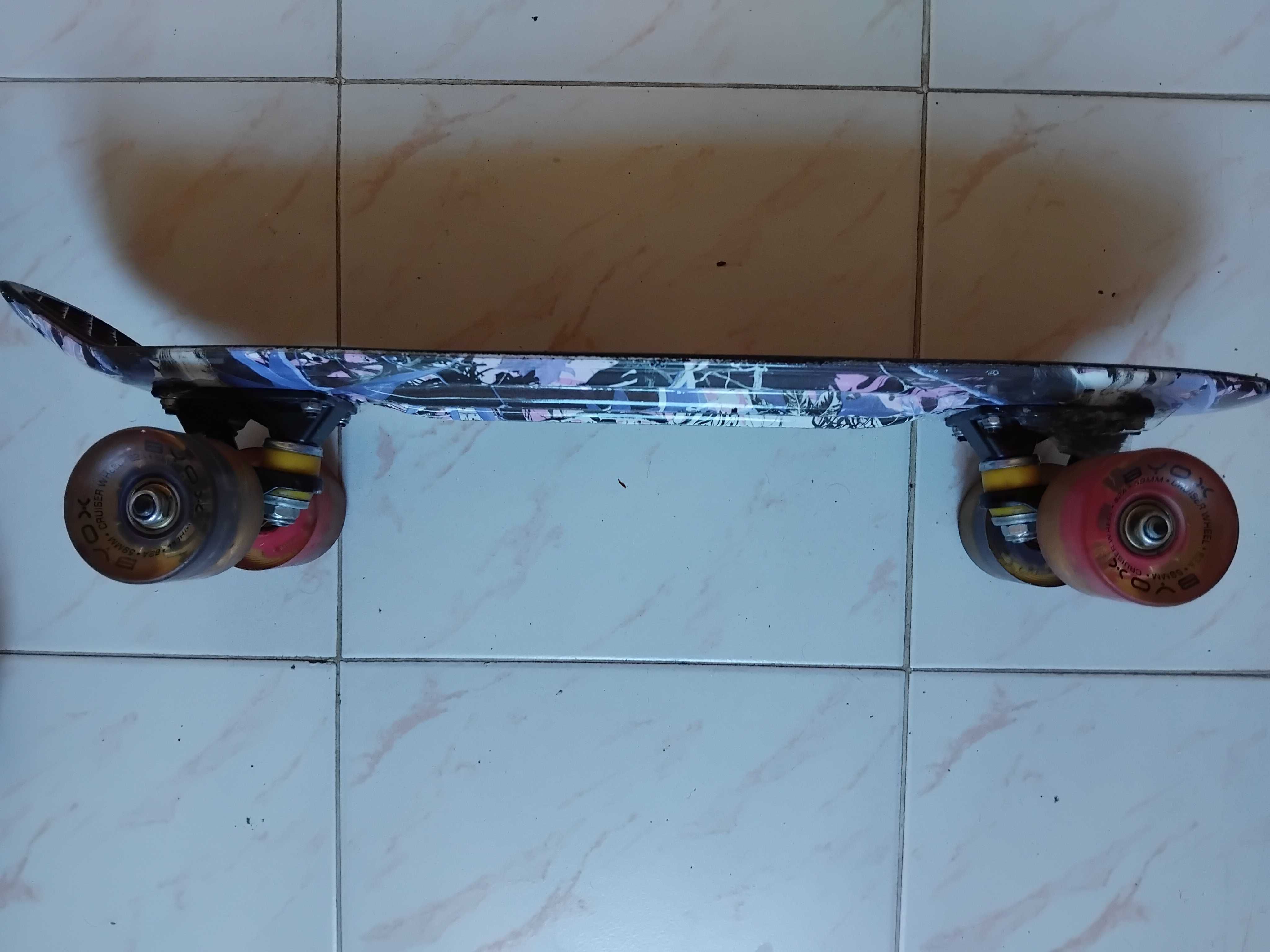 „Мини крузър“ - BYOX; детски скейтборд, по модел на Penny board, 25 лв