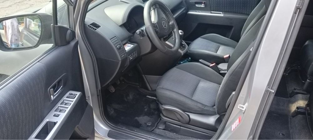 Mazda 5 sport ван