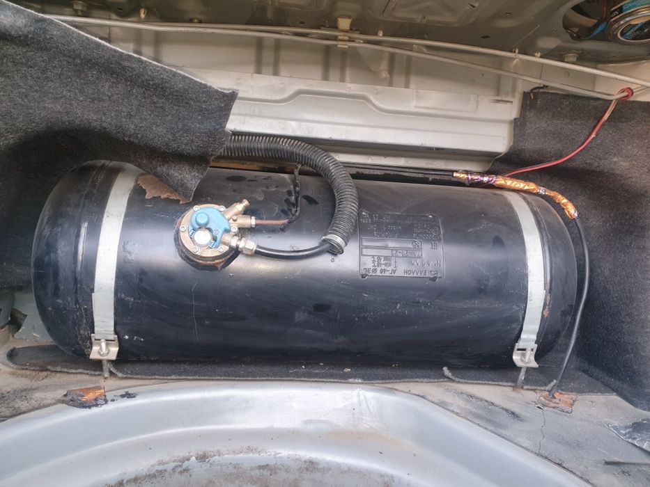 Продам бак гбо 60