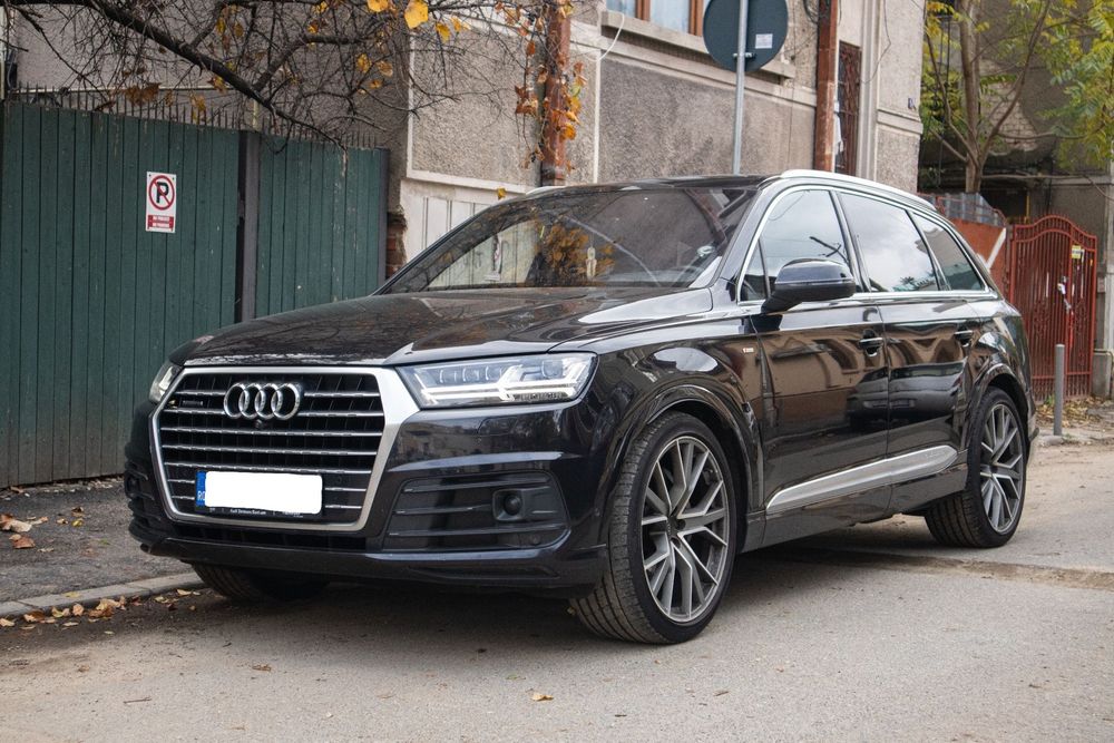 Audi Q7 Pachet S-LINE, stare perfecta/ full options/7 locuri