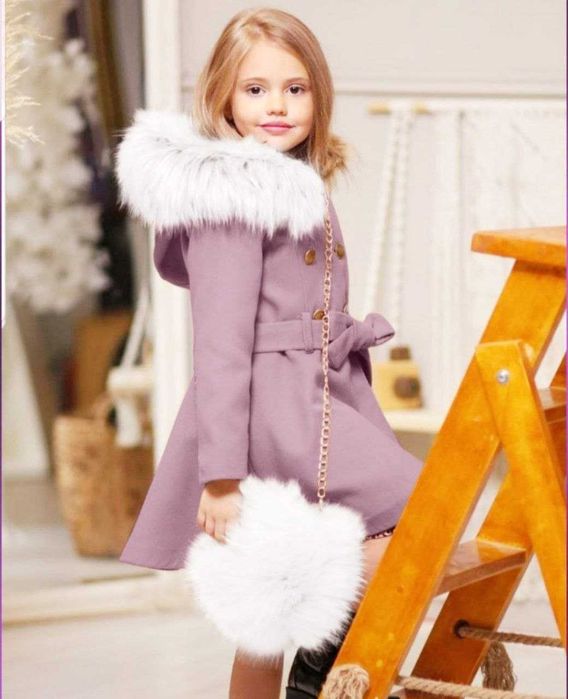 Palton cu rochiță catifea și geanta