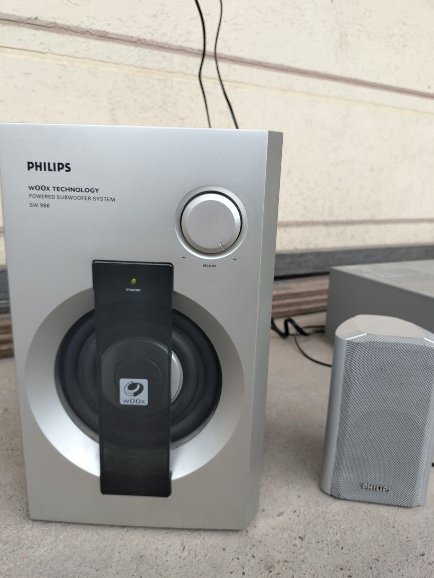 Домашний кинотеатр сотилади.Philips DFR1600 DVD/CD player