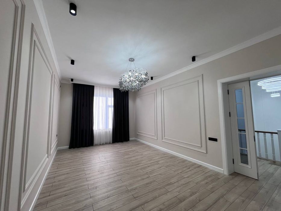 Хасанбой 2,7 сотих 2 этаж 6 хона ховли сотилади