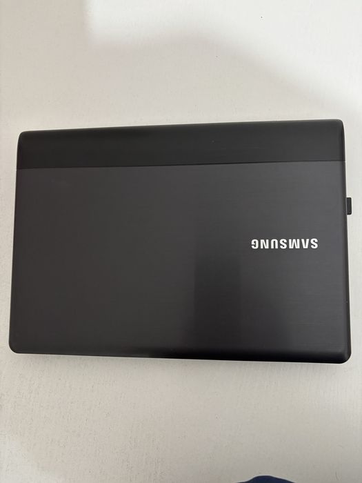 Продам нетбук (netbook)
