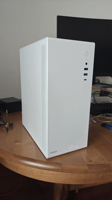 Компютерный кейс