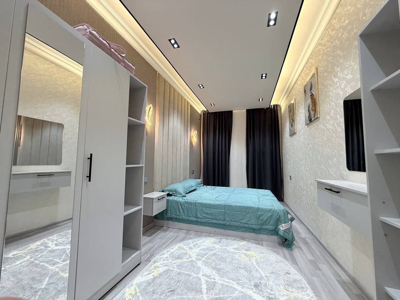 Чиланзар 19-кв._3*4/2/4.Площадь: 67м2.Мебель+техники.Ор: 50/50 мойка