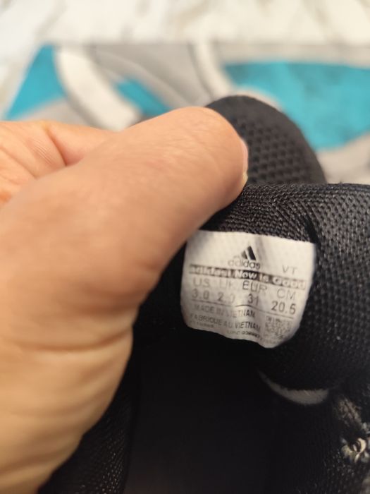 Vând adidași copii