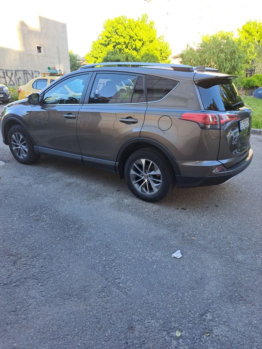 Vind Toyota RAV4 hibrid