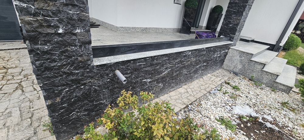 Piatră naturală scapițată