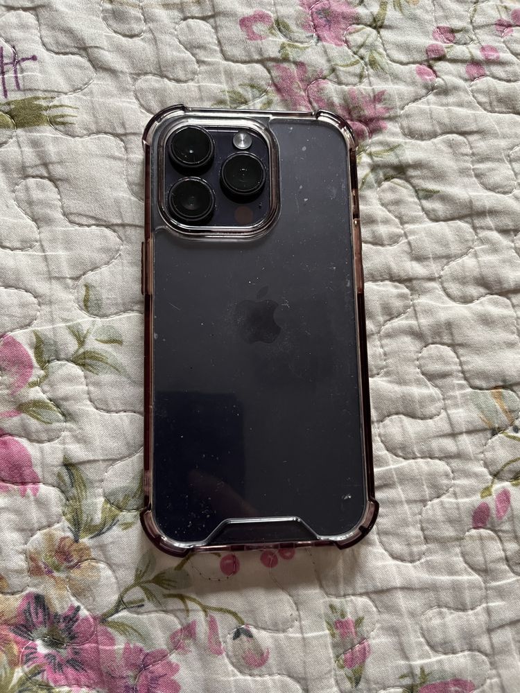 IPhone 14 Pro в отличном состоянии