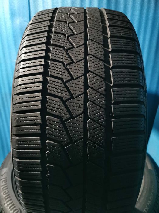 255 40 20 continental m+s 4 buc