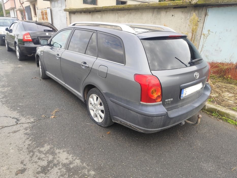 Toyota Avensis 2.2 D cat