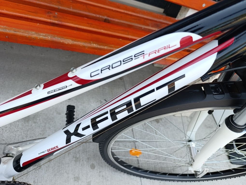 Алуминиево колело X -FACT Cross Trail 28/M