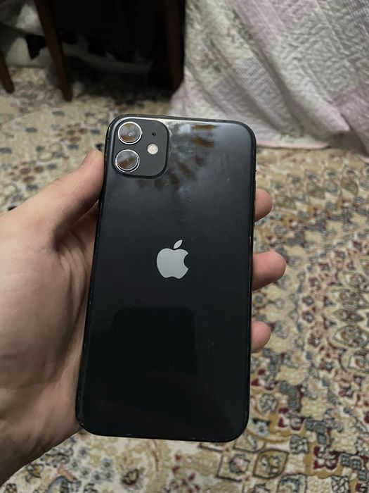 Продам Айфон 11 80%