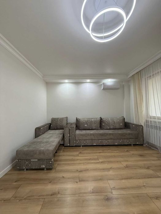 Продам комплект мебели: диван, полудиван и кресло (все раскладные)