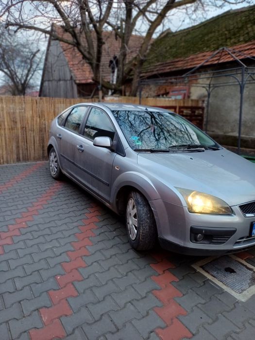 Vand ford focus 1.6 benzina si gpl