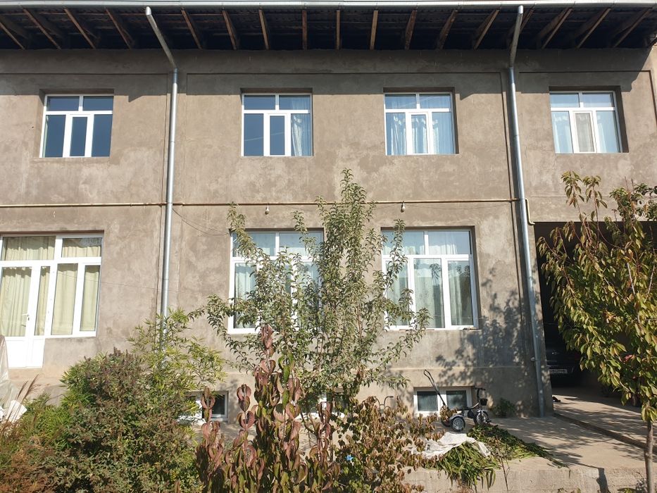 Uy sotiladi ToshMi postidan 3 km