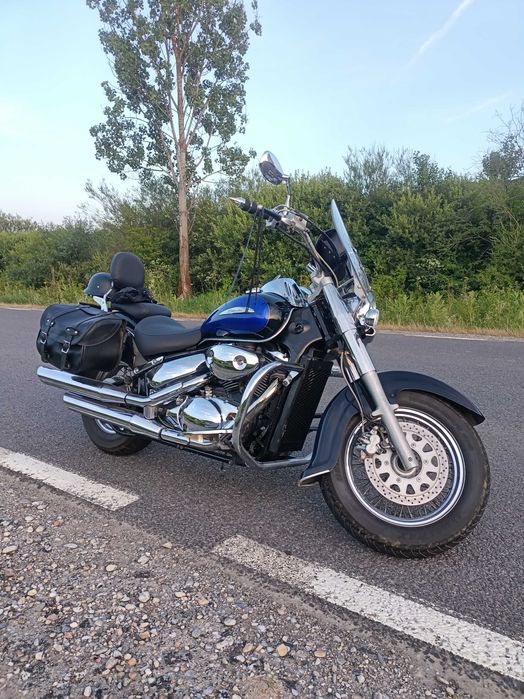 Suzuki VL800 Intruder