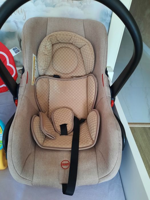 Детски столчета и играчки