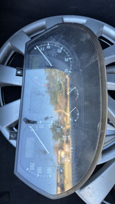 Километраж за Шкода Фабия бензин