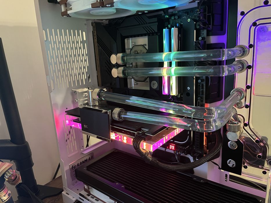 Asus rog strix gaming 4070 ti 12gb