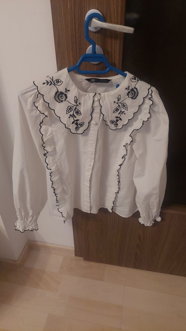Bluza Zara marimea Xs brodata