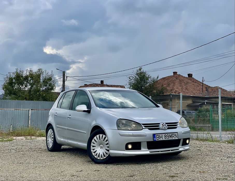 Volkswagen Golf 5 / 2.0TDI BKD 140CP / Pachet R-Line / Inmatriculat