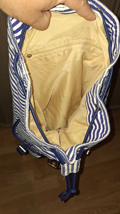 Lanterne si porthart militare Rucsac gentuta de spate