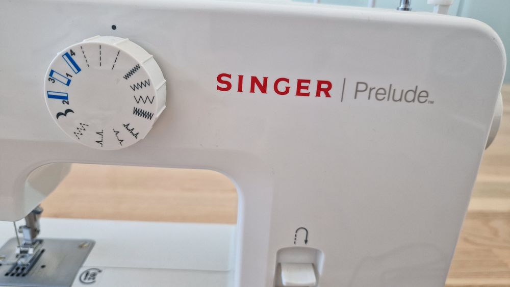 Masina de cusut SINGER Prelude