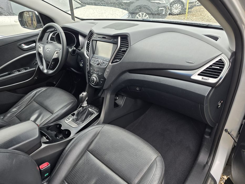 Hyundai Sânta fe 2.2 D fab 10/2014 4×4 7 loc